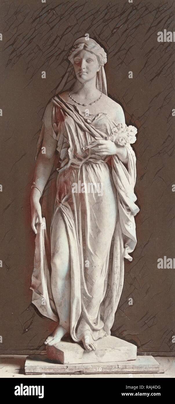 Estatua de mármol de una mujer en Bata y un velo sobre su cabeza, en su  mano izquierda lleva un ramo de flores., Louis- reinventado Fotografía de  stock - Alamy