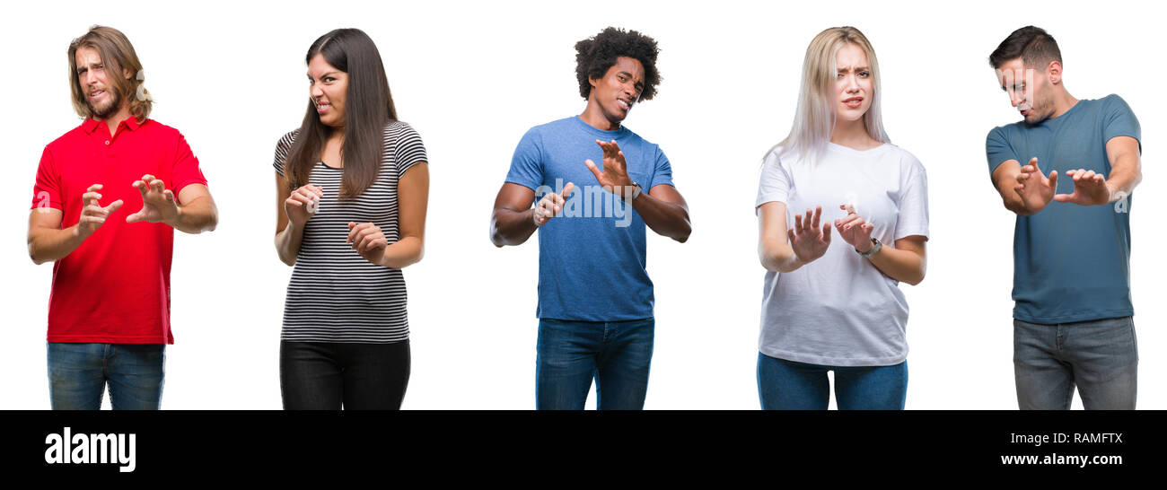 Composición de africano-americanos, hispanos y caucásicos grupo de personas aisladas sobre fondo blanco asqueados de expresión, disgustado y temen hacer Foto de stock