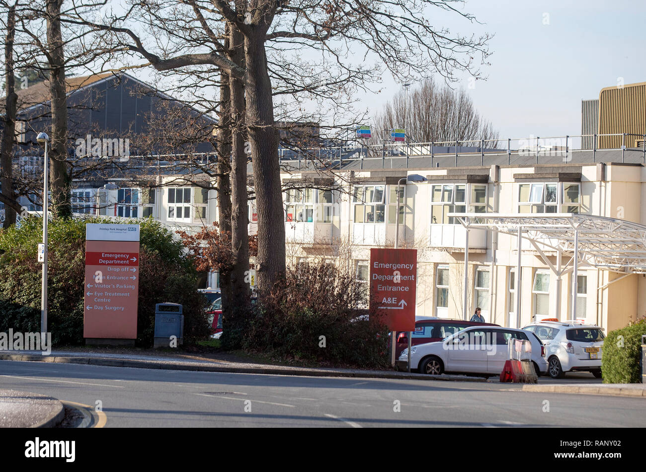 Una vista general del Frimley Park Hospital en Frimley, Surrey. Foto de stock