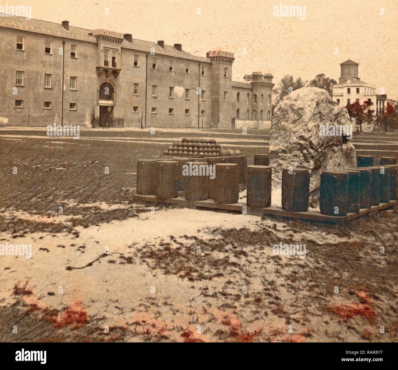 La Ciudadela y la Academia Militar del Sur, Charleston, Carolina del Sur, los restos de la muralla de hormigón construida en el tiempo reinventado Foto de stock