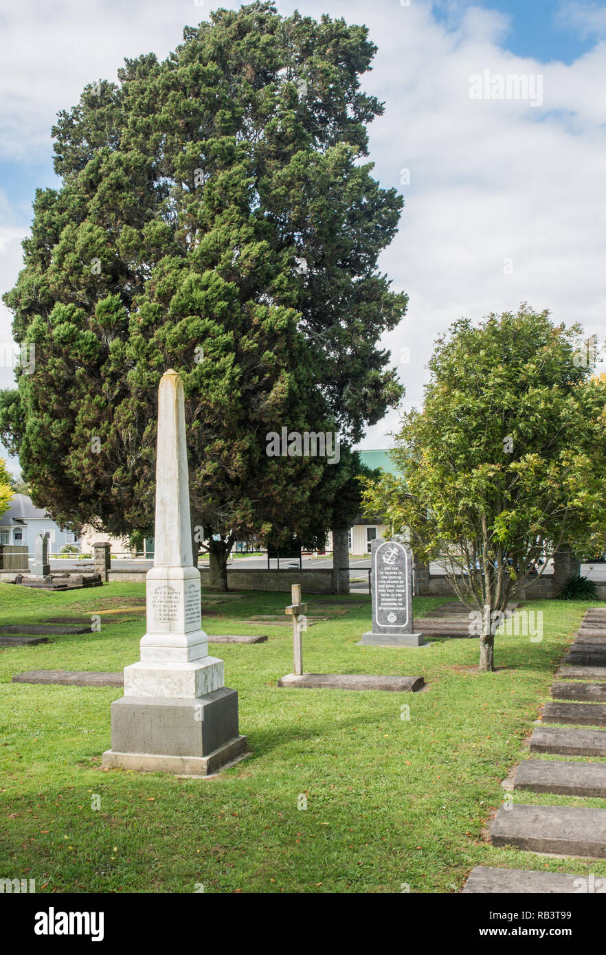 Monumento a los soldados británicos muertos en la batalla de Rangiriri, guerra maorí y los primeros colonos cementerio, Rangiriri, Waikato, Nueva Zelanda Foto de stock