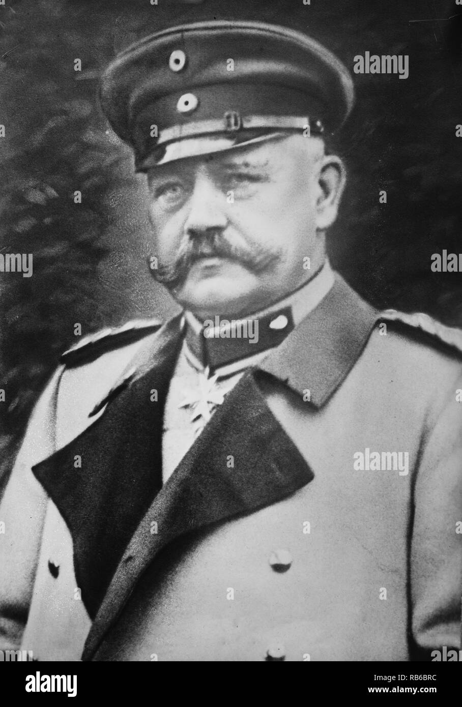 Paul von Hindenburg, General Paul Ludwig Hans Anton von Beneckendorff und von Hindenburg (Paul von Hindenburg) (1847 - 1934) fue un mariscal de campo (Generalfeldmarschall) y estadista que mandó al ejército alemán durante la segunda mitad de la I Guerra Mundial. Foto de stock