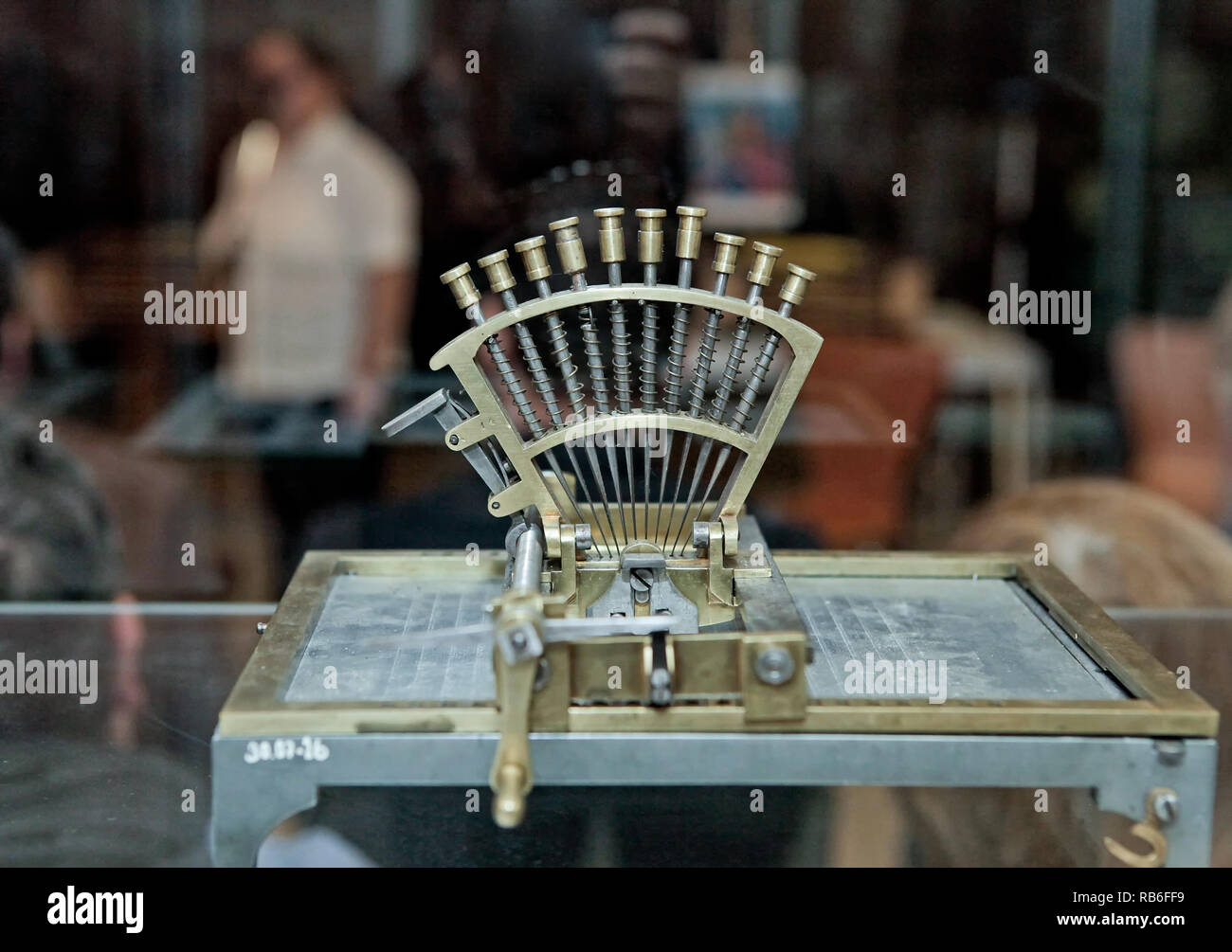 El Museo de la Técnica de Brno recibió el dispositivo raphigraphe