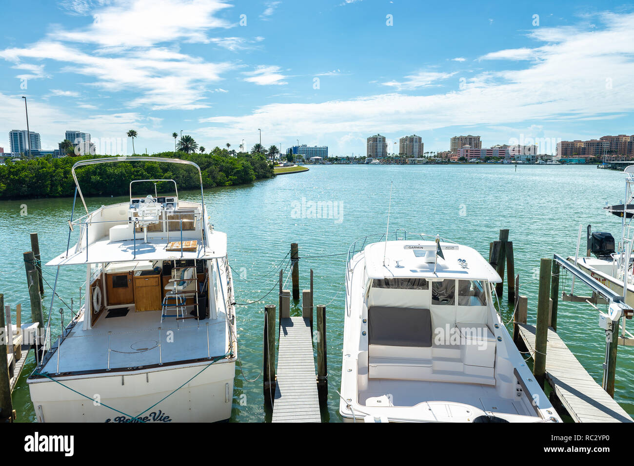 Clearwater, EE.UU. - 15 jun, 2018: barcos anclados en el puerto deportivo de Clearwater, Florida Foto de stock