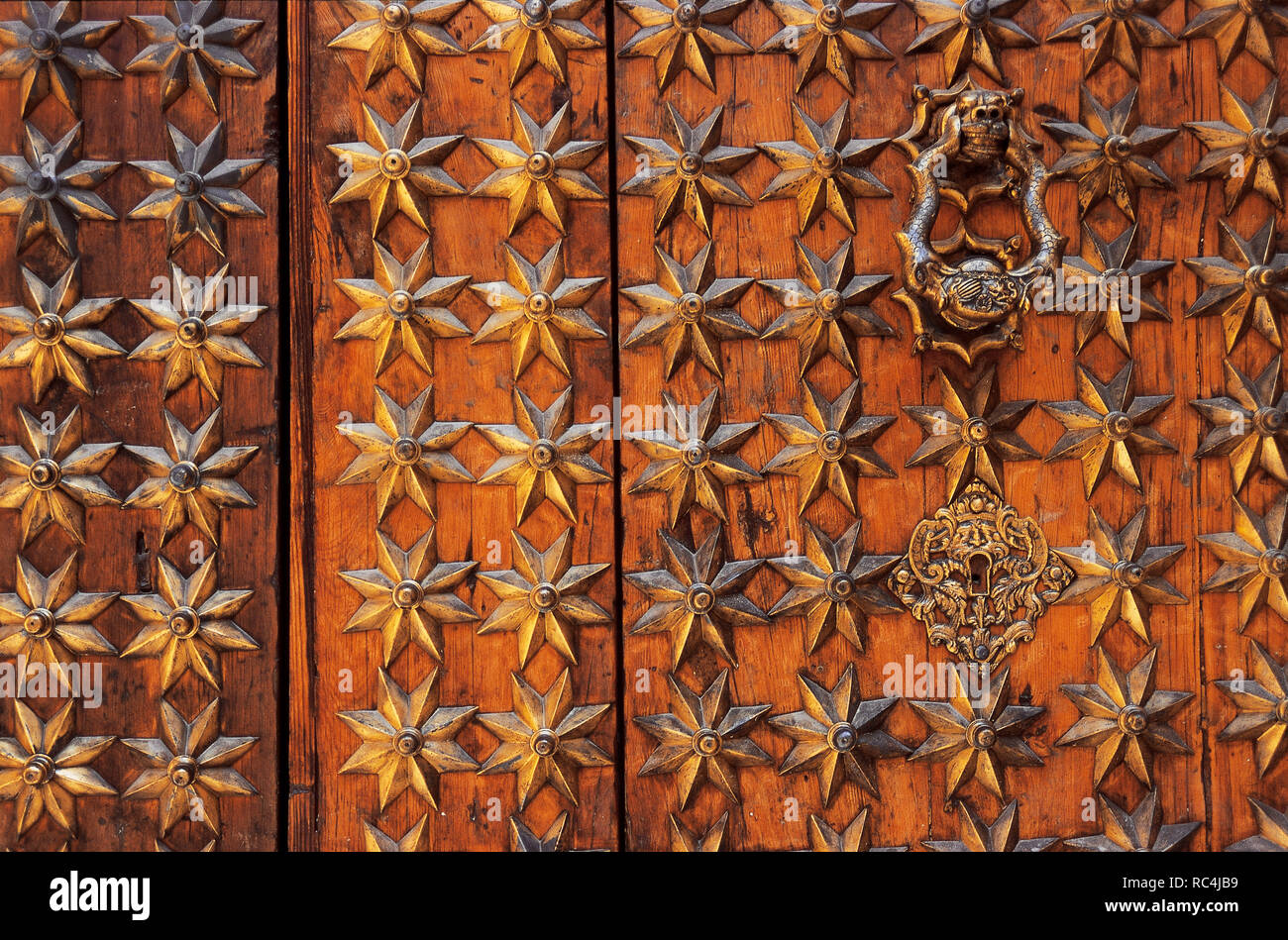 COMUNIDAD VALENCIANA. ORIHUELA. Detalle de la puerta de Loreto, perteneciente a la CATEDRAL DE SAN SALVADOR. La provincia de Alicante. España. Foto de stock