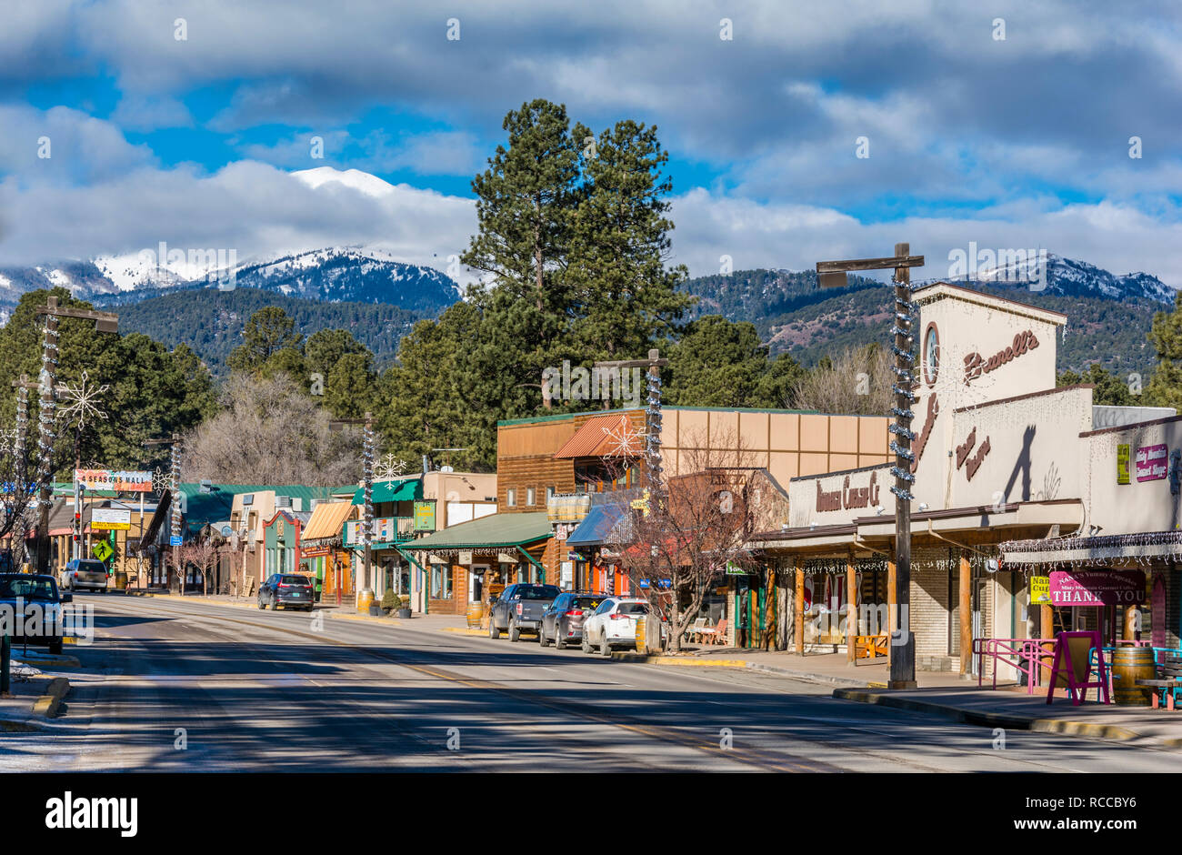 Escena callejera ruidoso fotografías e imágenes de alta resolución Alamy