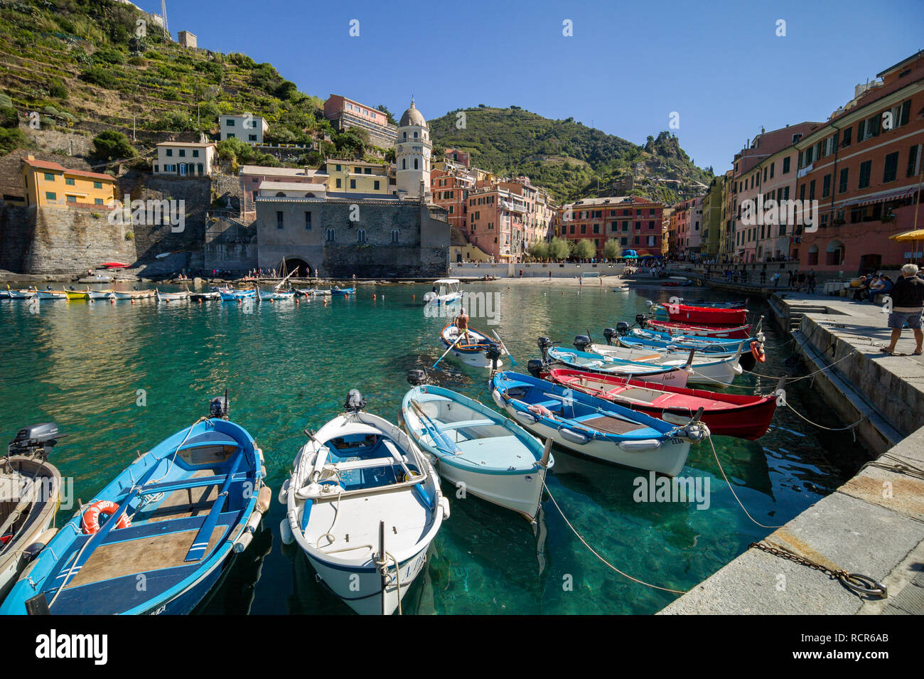 Marina de Vernazza, Cinque Terre, Liguria, Italia Foto de stock