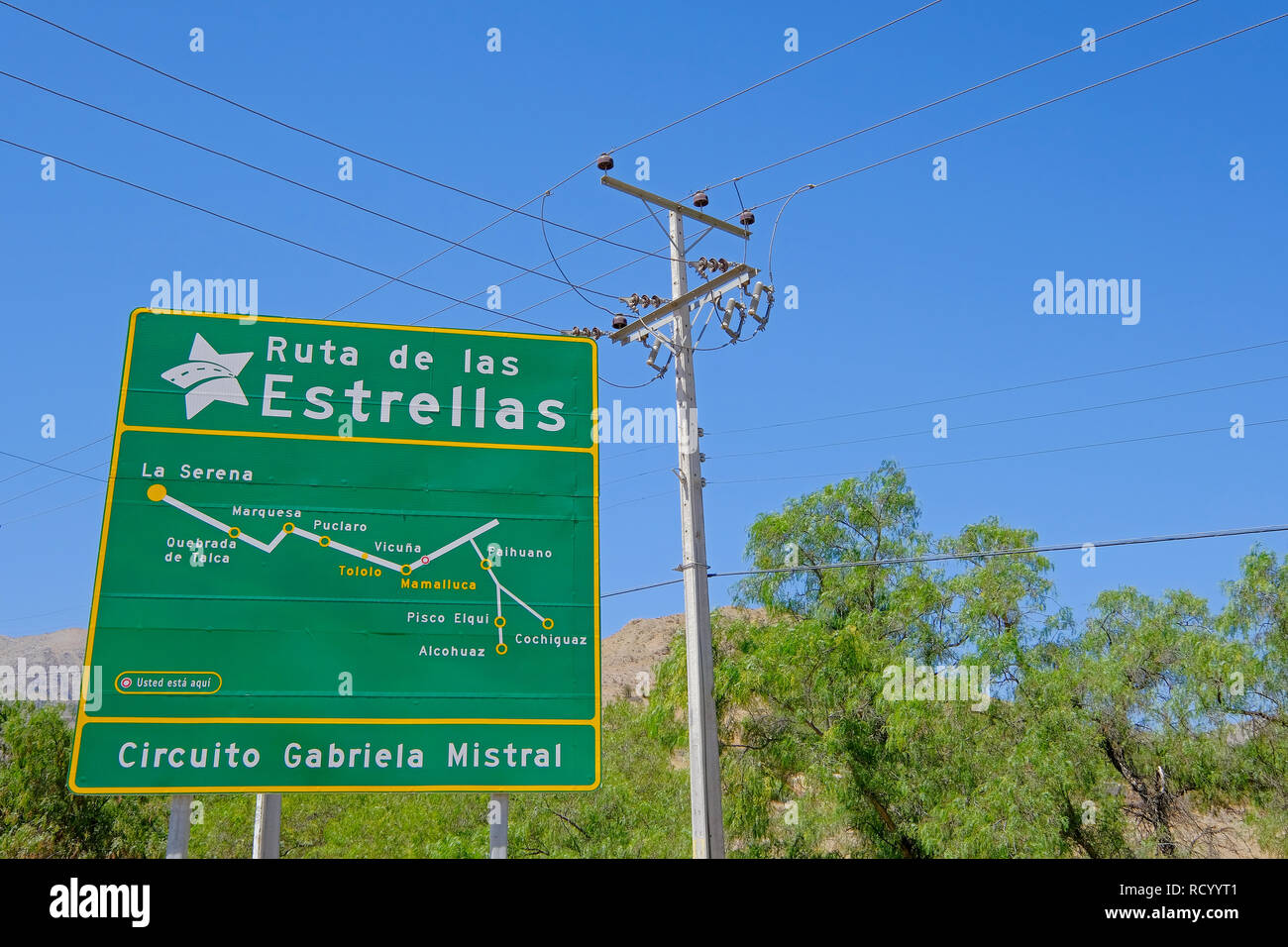 Cartel mostrando la Ruta de Las Estrellas, la Ruta de Las Estrellas, el  valle del Elqui, vicuña, IV Región de Coquimbo, Chile Fotografía de stock -  Alamy