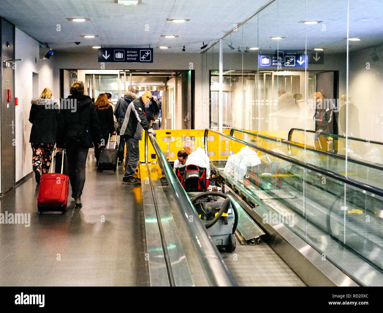 Aeropuerto de basilea mulhouse friburgo fotografías e imágenes de alta