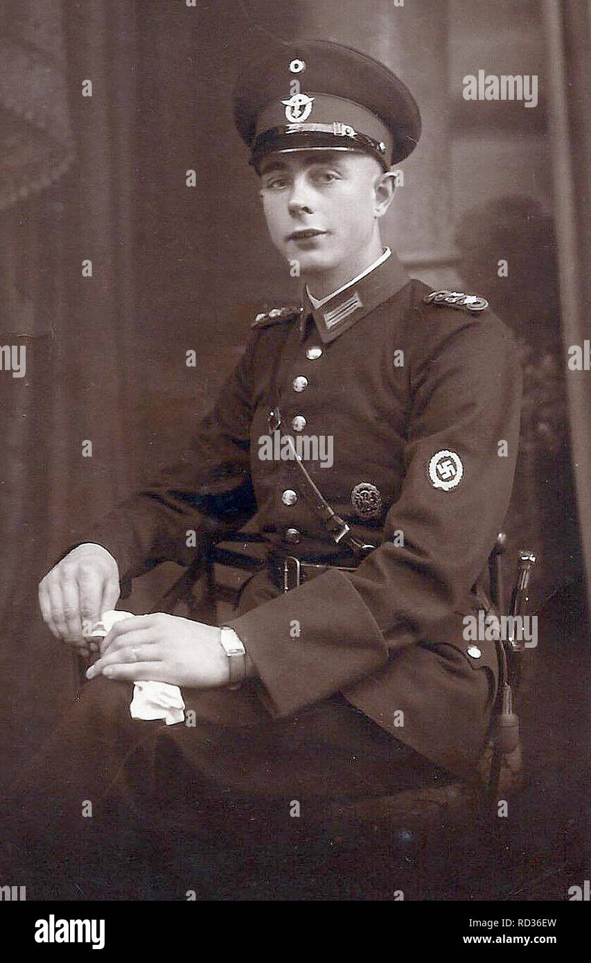 Oficial de la policía alemana 1936 Foto de stock