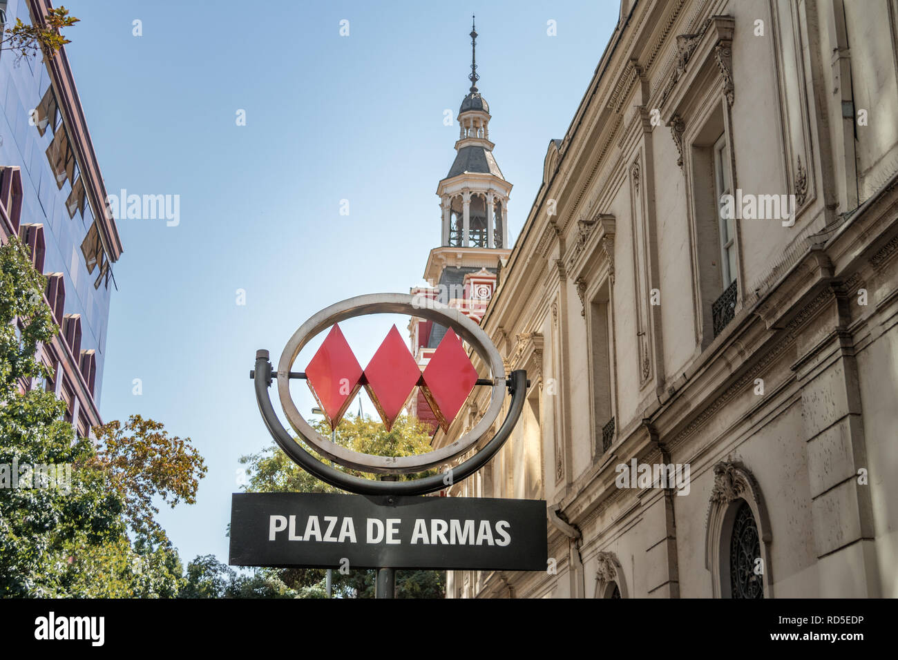 Signo de Metro Plaza de Armas - Santiago, Chile Foto de stock