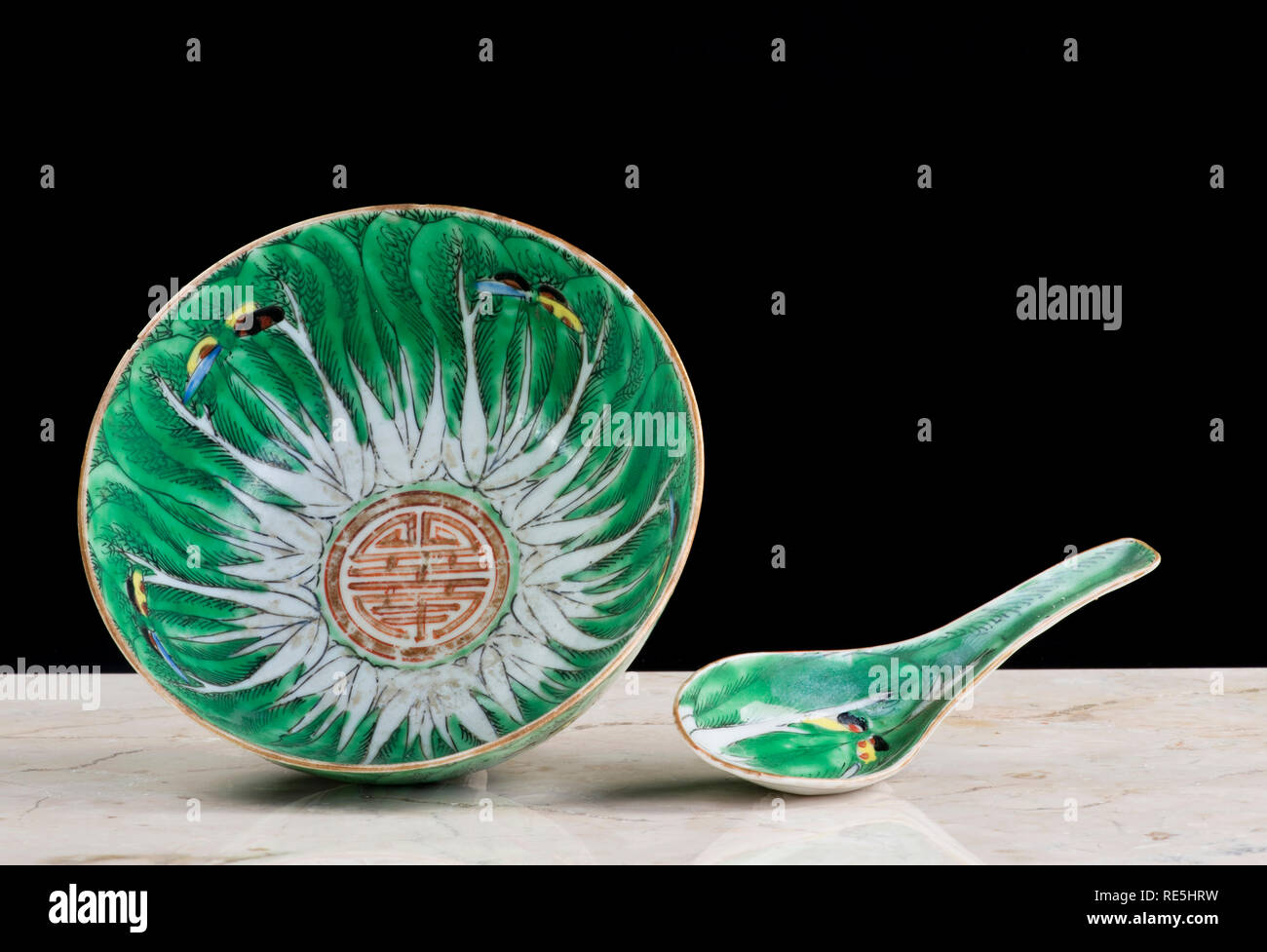Chino de exportación del siglo XIX repollo verde hoja famile porcelana. Foto de stock