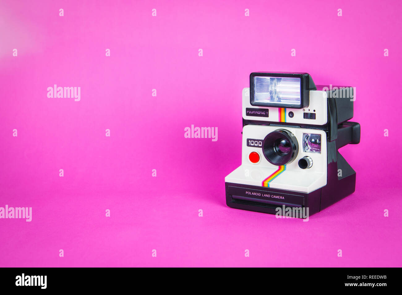  Polaroid Cámara de arco iris de un paso : Electrónica