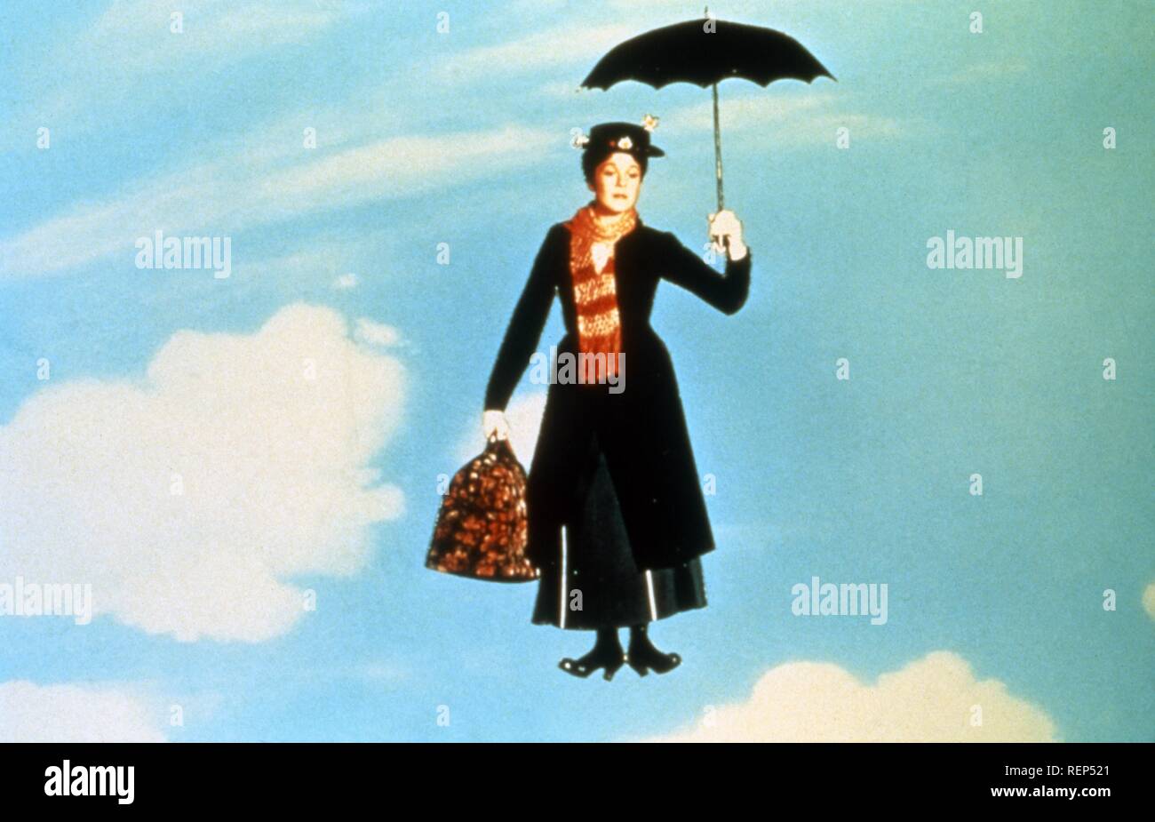 Mary Poppins Año : 1964 USA Director: Robert Stevenson Julie Andrews  Fotografía de stock - Alamy