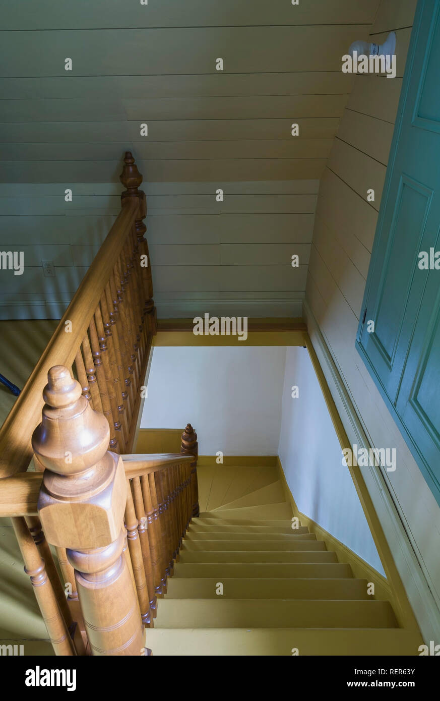 Pasamanos de escalera para interiores, eje de balaustres de madera, columna  de poste de balaustre para el hogar, villa de ático, decoración de