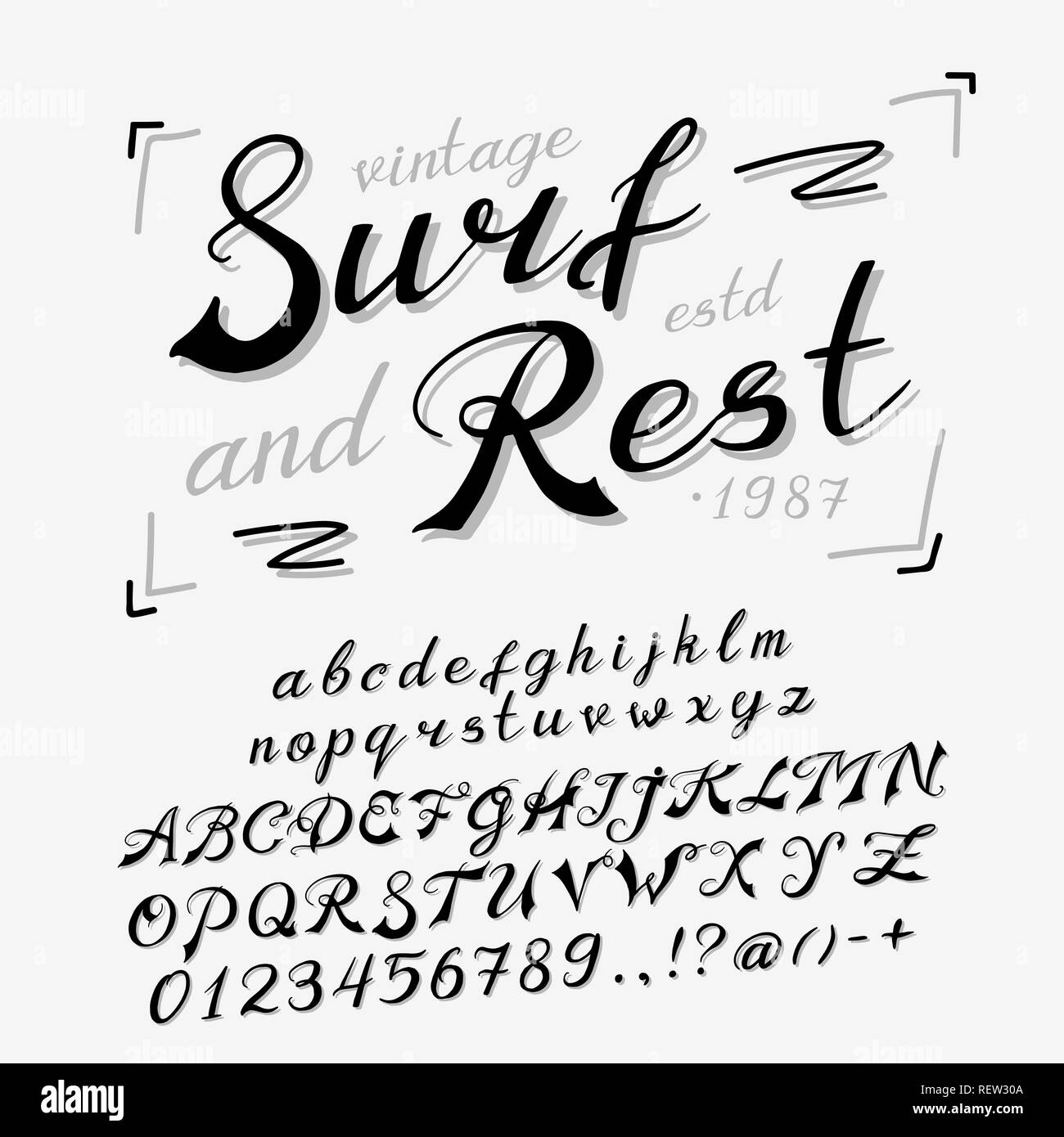 Vintage whisky font. Las letras del alfabeto escritas a mano. Signo  decorativo pintor. Tipos de símbolos para crear etiquetas, tarjetas de  bodas y bourbon plantillas. Retro tipo de letra script. Esbozó la