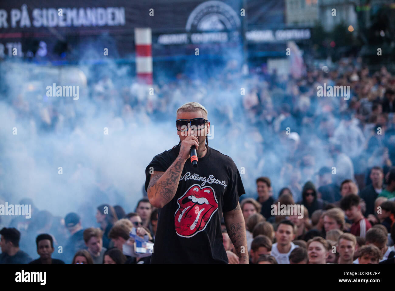 El rapero estadounidense y letrista rifi-rafe realiza un concierto en vivo durante la popular calle y Block Party festival distorsión Copenhague 2017. Dinamarca, el 01/06 de 2017. Excepto Dinamarca. Foto de stock