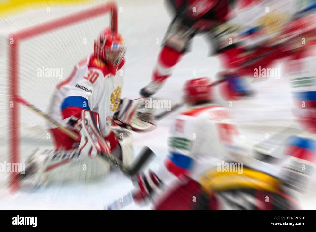 Efecto de desenfoque, portero Ilya Konovalov, Hockey sobre Hielo, Rusia Foto de stock