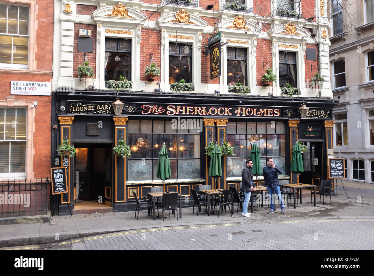 El Sherlock Holmes Pub en Northumberland Street en Londres, Gran Bretaña. Foto de stock