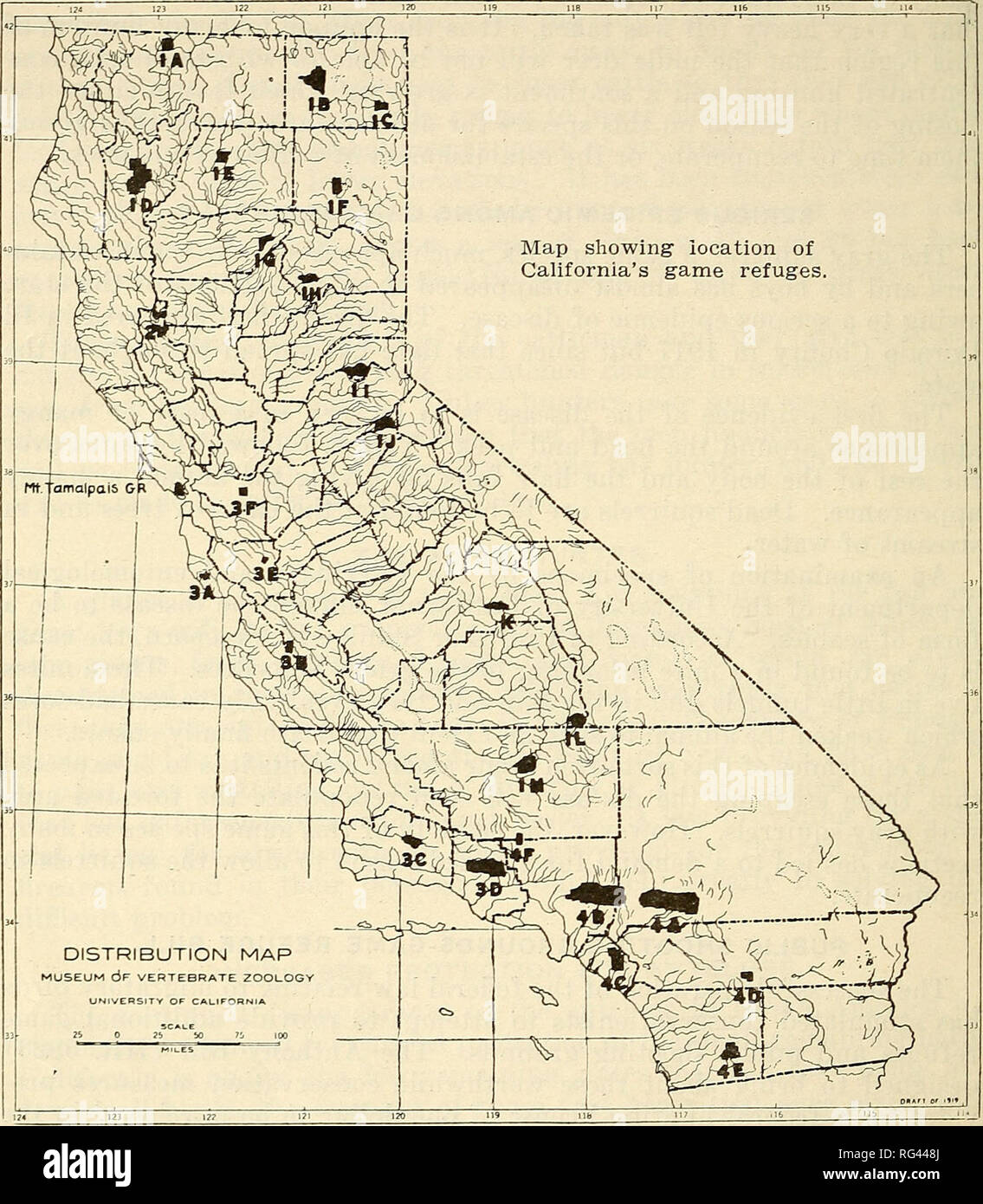 . Caza y Pesca de California. Pesca -- California; la caza y las aves -- California; Peces -- California; grupos de población animal; Pêches; Gibier; Poissons. 24 riSH Y COMISIÓN DE JUEGO. Fig. 5. Mapa que muestra la ubicación de los refugios de juego de California. Actualmente hay 28 refugios estatales, abarcando una superficie de 1,792,000 hectáreas. Recursos de pieles. El comercio de pieles, desempeñó un papel importante en la historia temprana de Cali- fornia, pero después de que el agotamiento de los dos más pieles valiosas portadores, la nutria de mar y el castor, el comercio de pieles a compañías desertaron del campo y la captura fue dejado para los montañistas que deseaba Foto de stock