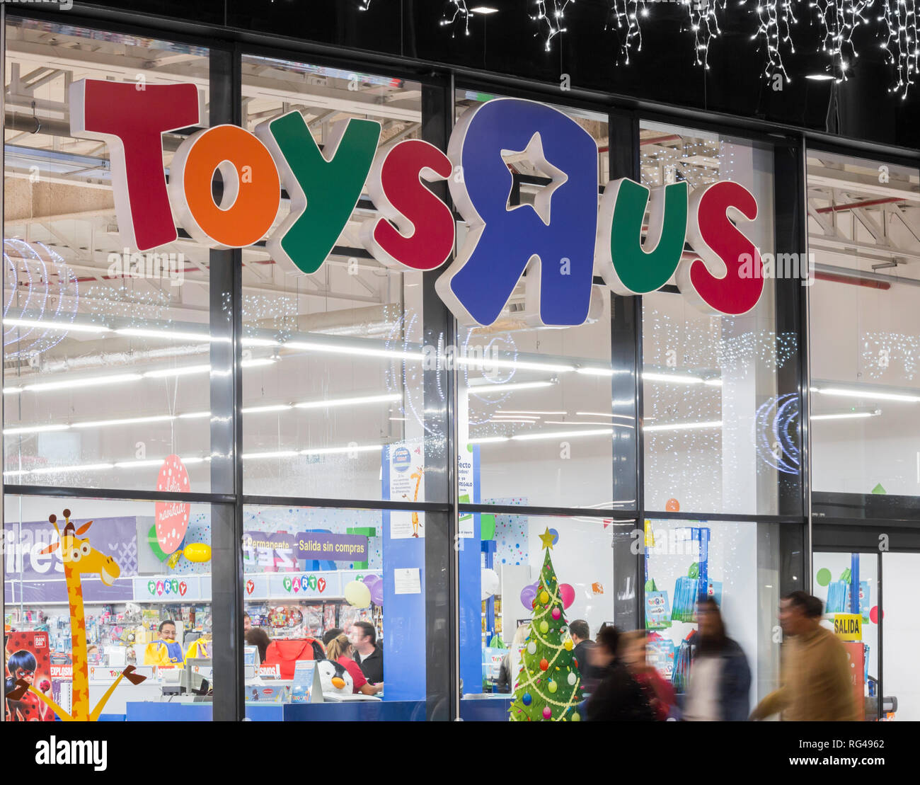 Tienda de Toys R Us en España Fotografía de stock - Alamy