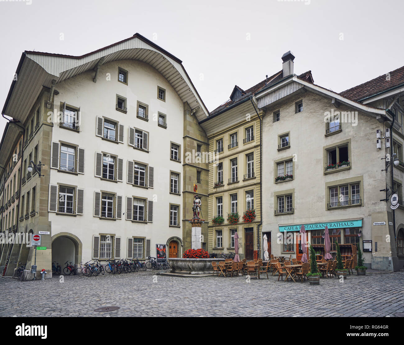 Hermosas Casas Y Calles De La Capital Suiza Berna Suiza Fotografia De Stock Alamy