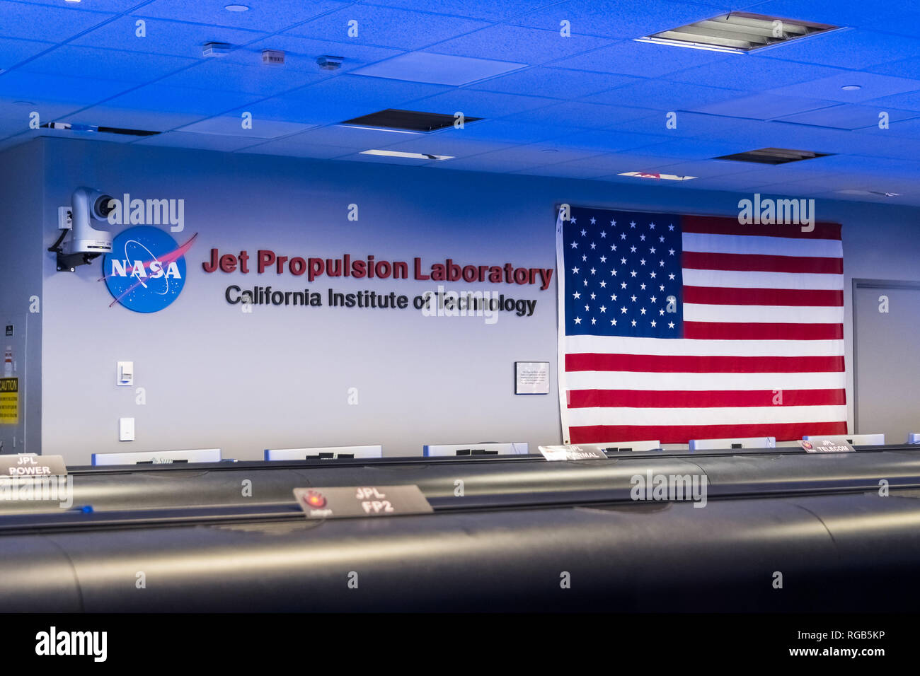 El 10 de junio de 2018, la Canada Flintridge / CA / USA - vista interior del centro de control de misión en el Laboratorio de Propulsión a Chorro (JPL) Foto de stock