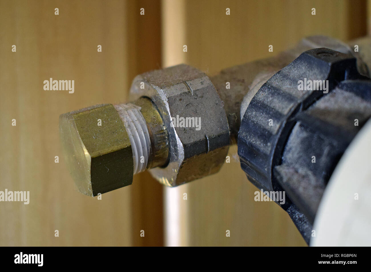Tapa de tubo de agua fotografías e imágenes de alta resolución - Alamy