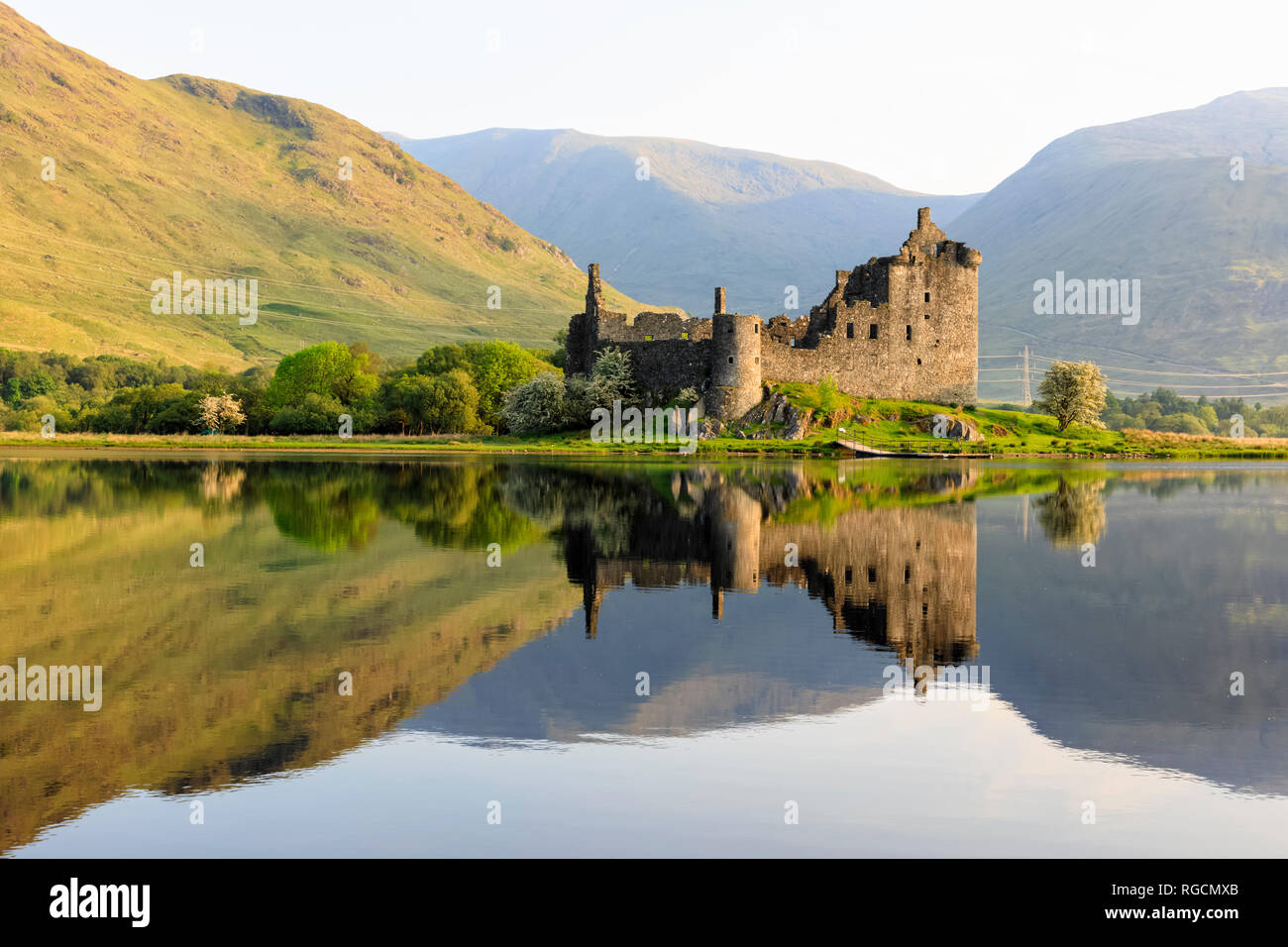 Gran Bretaña, Escocia, Scottish Highlands, Argyll and Bute, Loch Awe, la ruina del castillo Kilchurn Castillo Foto de stock