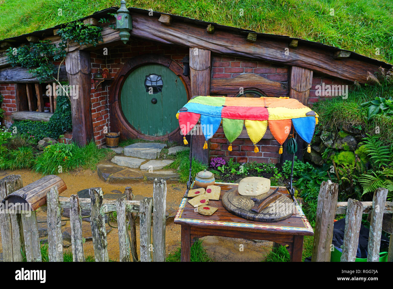 MATAMATA, NUEVA ZELANDIA - Vista de la película de Hobbiton, el Alexander Farm, donde Peter Jackson filmado varios el señor de los anillos ad Hobbit películas. Foto de stock