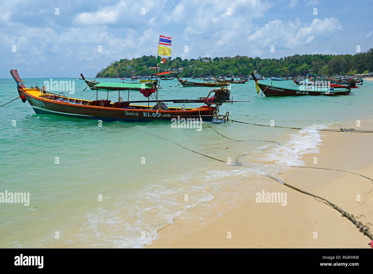 Typische Longtailboote, Rawai Beach, Phuket, Tailandia Foto de stock