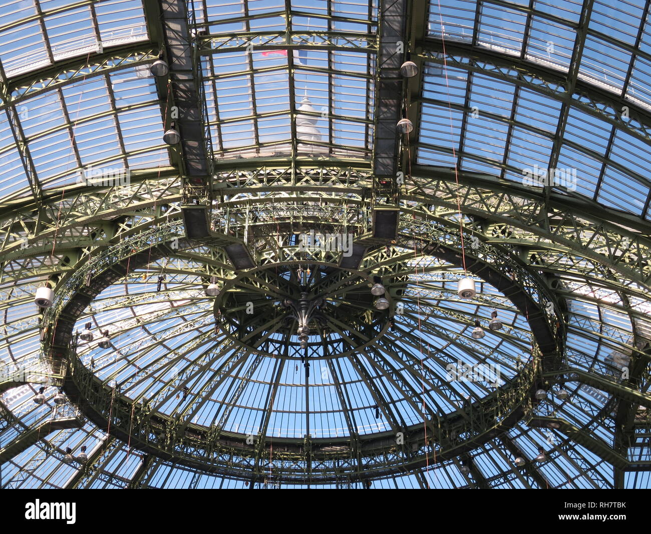 Techo de cristal del Grand Palais - Paris, Francia Foto de stock