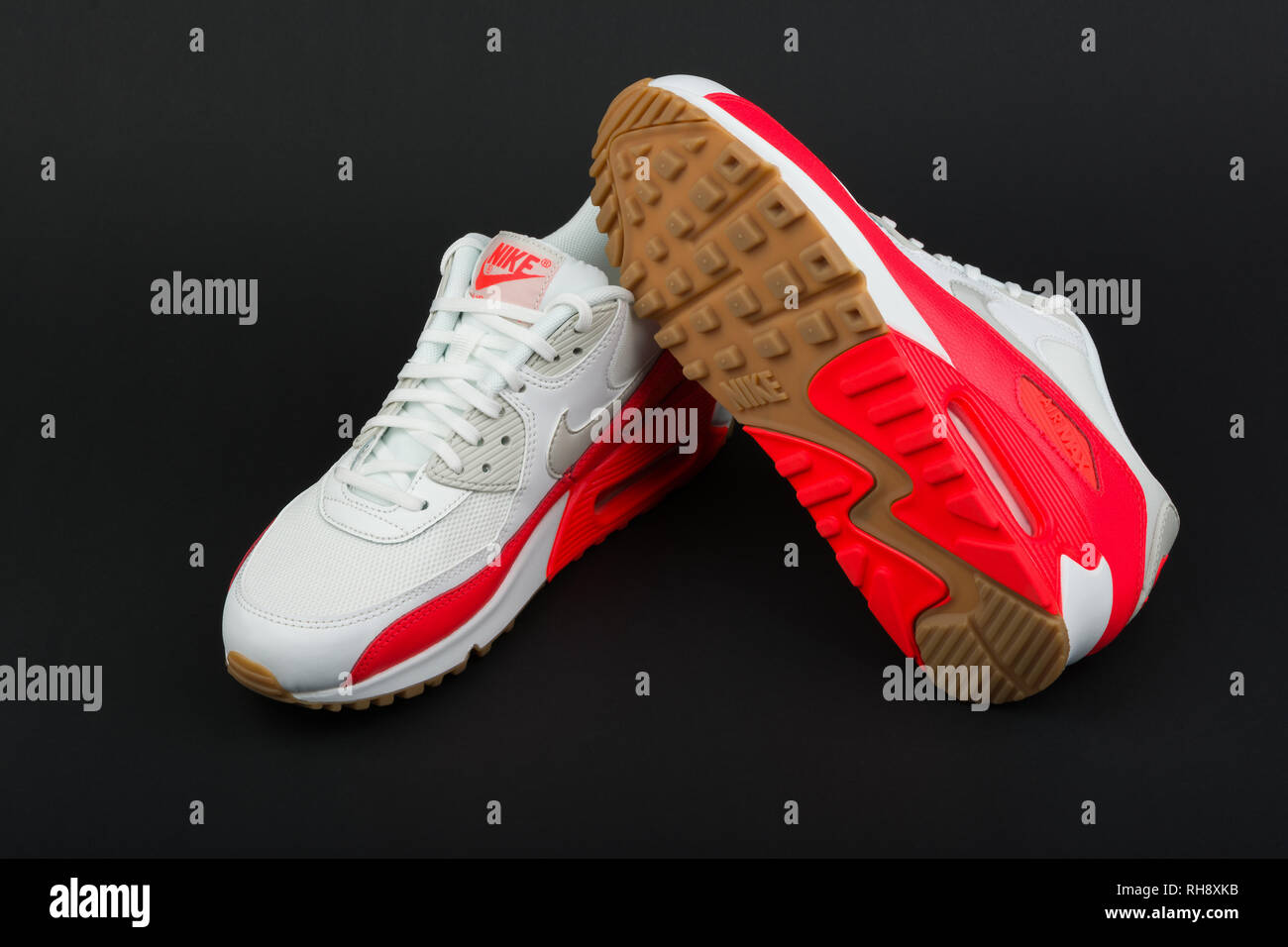 NUEVA YORK 29 de agosto, 2016: campeón de Grand Slam, Rafael Nadal de España lleva personalizados zapatillas de tenis Nike durante el Abierto de NUEVA YORK 29 de agosto, 2016: campeón de Grand Slam, Rafael Nadal de España lleva personalizados zapatillas de tenis Nike durante el Abierto de