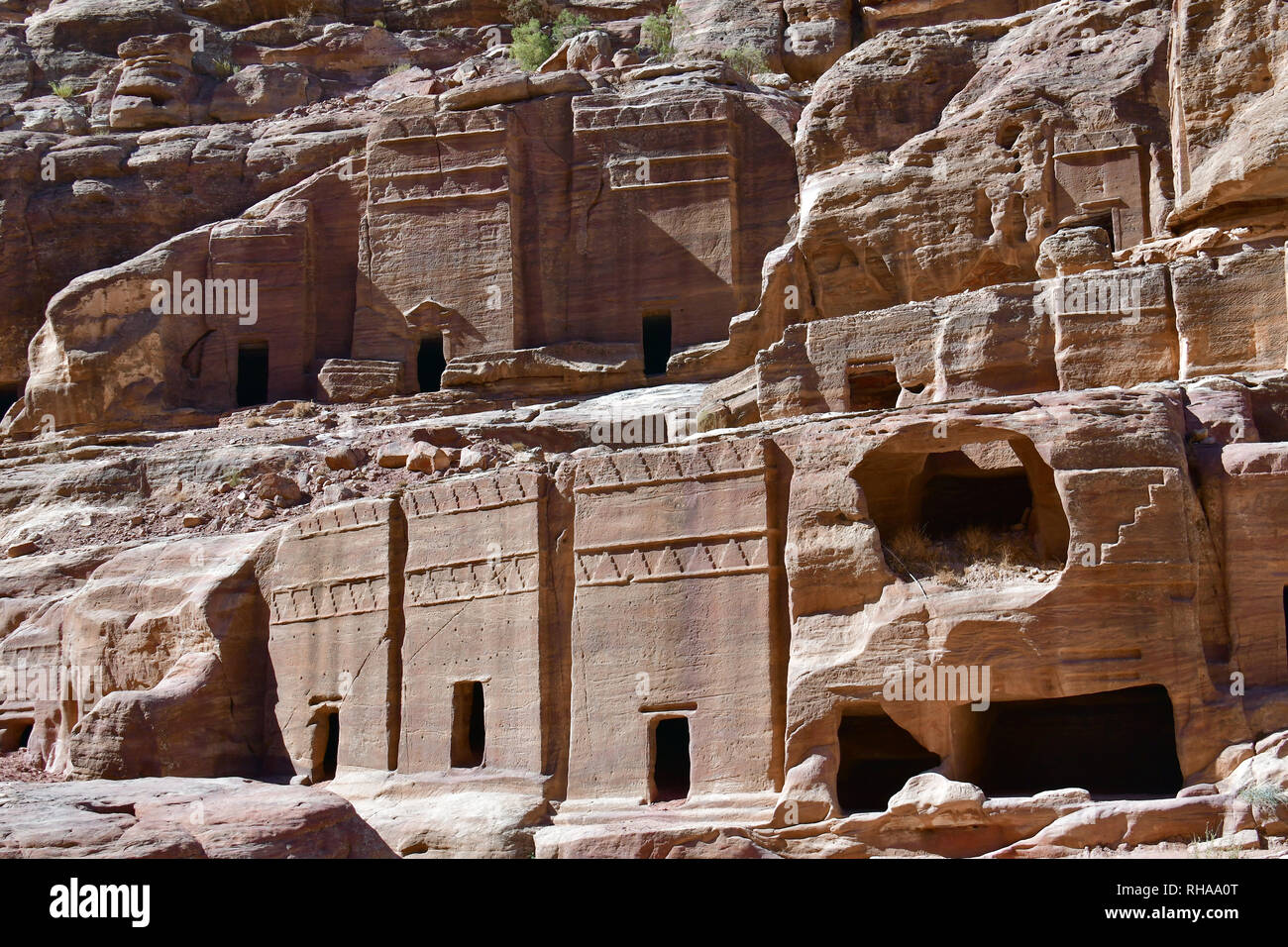 Nabateo tumbas en Petra.La antigua ciudad de Petra es un sitio del Patrimonio Mundial de la UNESCO. Foto de stock