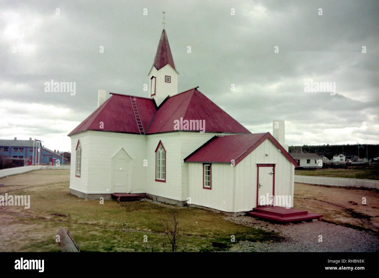La Iglesia en Karasjok, Noruega Finnmark, una de las más antiguas de la región Foto de stock