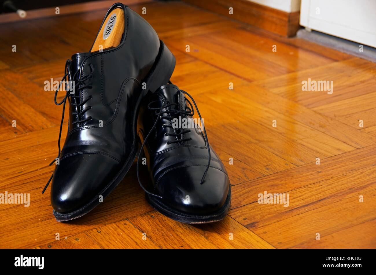 Estos Johnson & Murphy cap toe zapatos son una buena elección profesional  de zapatos a llevar al trabajo Fotografía de stock - Alamy