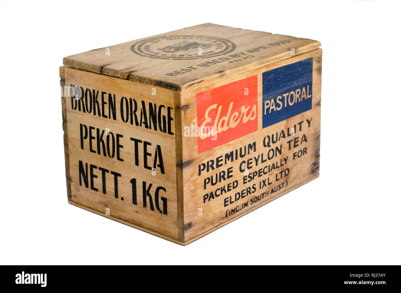 Pequeña caja de madera previamente conteniendo 1kg de pura Broken Orange Pekoe té de Ceilán. Foto de stock
