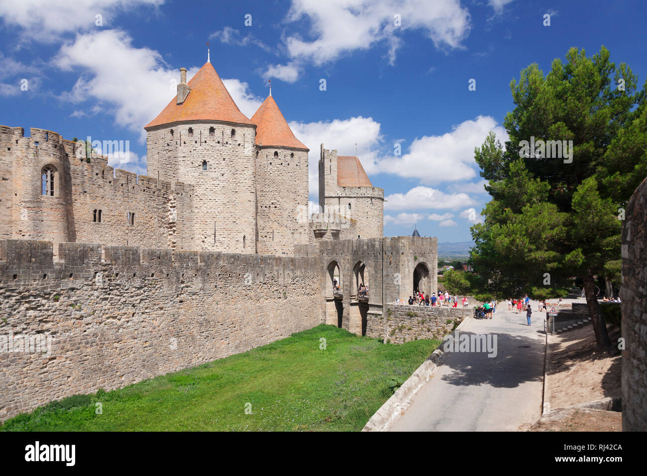 La Cite, mittelalterliche Festungsstadt Carcassonne, la UNESCO Weltkulturerbe, Languedoc-Roussillon, Südfrankreich, Frankreich Foto de stock