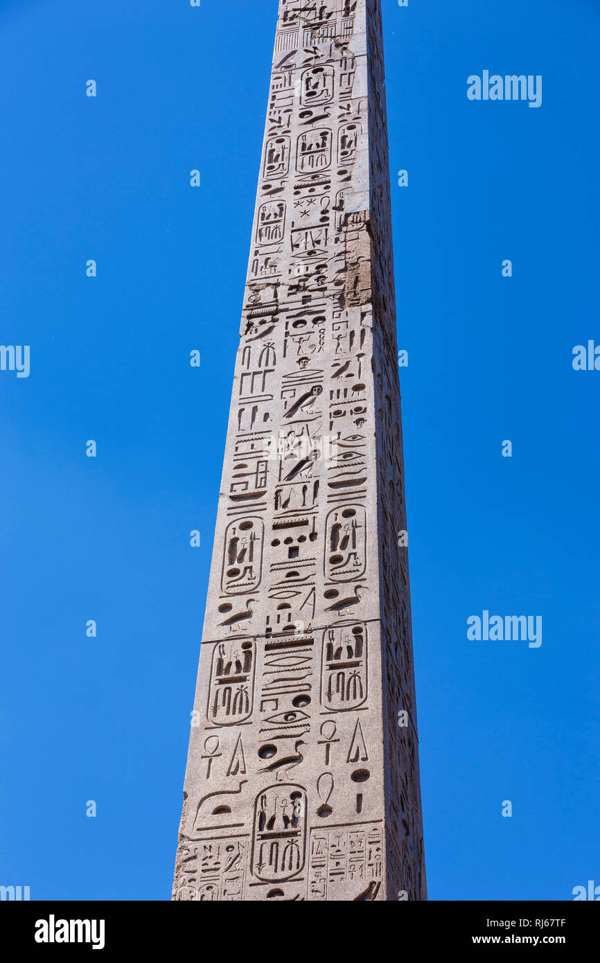 Europa, Italien, Lacio, rom, Detalle des Obelisco Flaminio im Zentrum der Piazza del Popolo, Foto de stock
