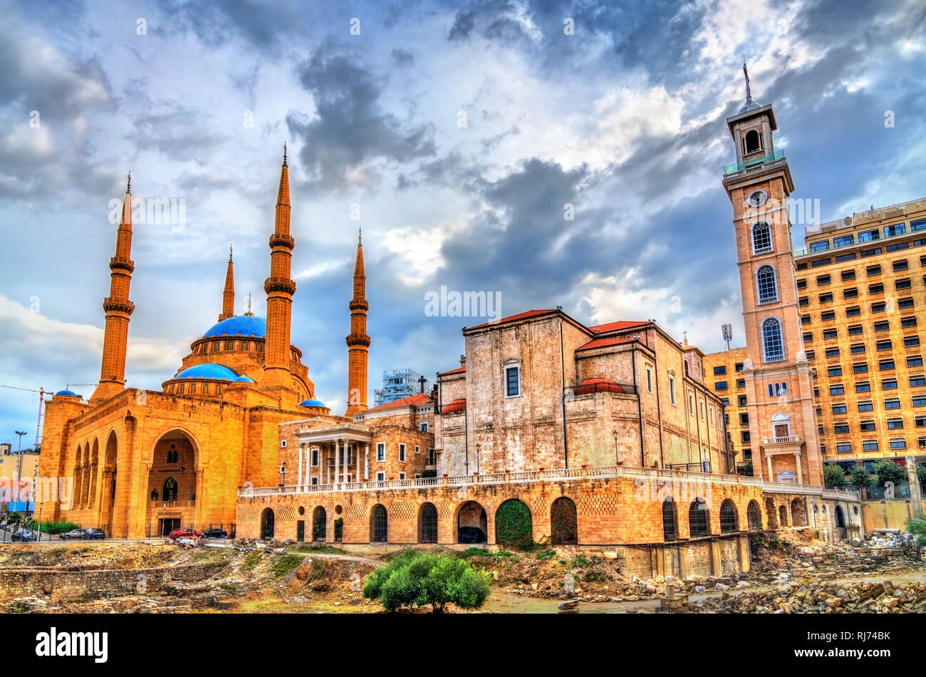 Catedral maronita de San y la Mohammad AlAmin Mezquita en Beirut, Líbano Fotografía de
