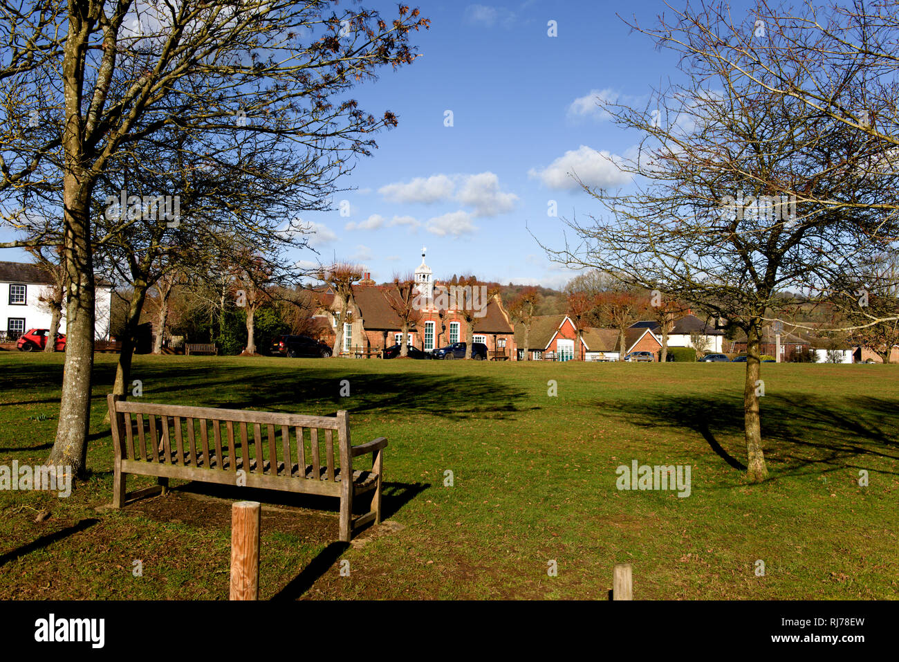 Weald Village, un pequeño pueblo en Kent, en el sureste de Inglaterra, a unos 38 km de Londres. Foto de stock