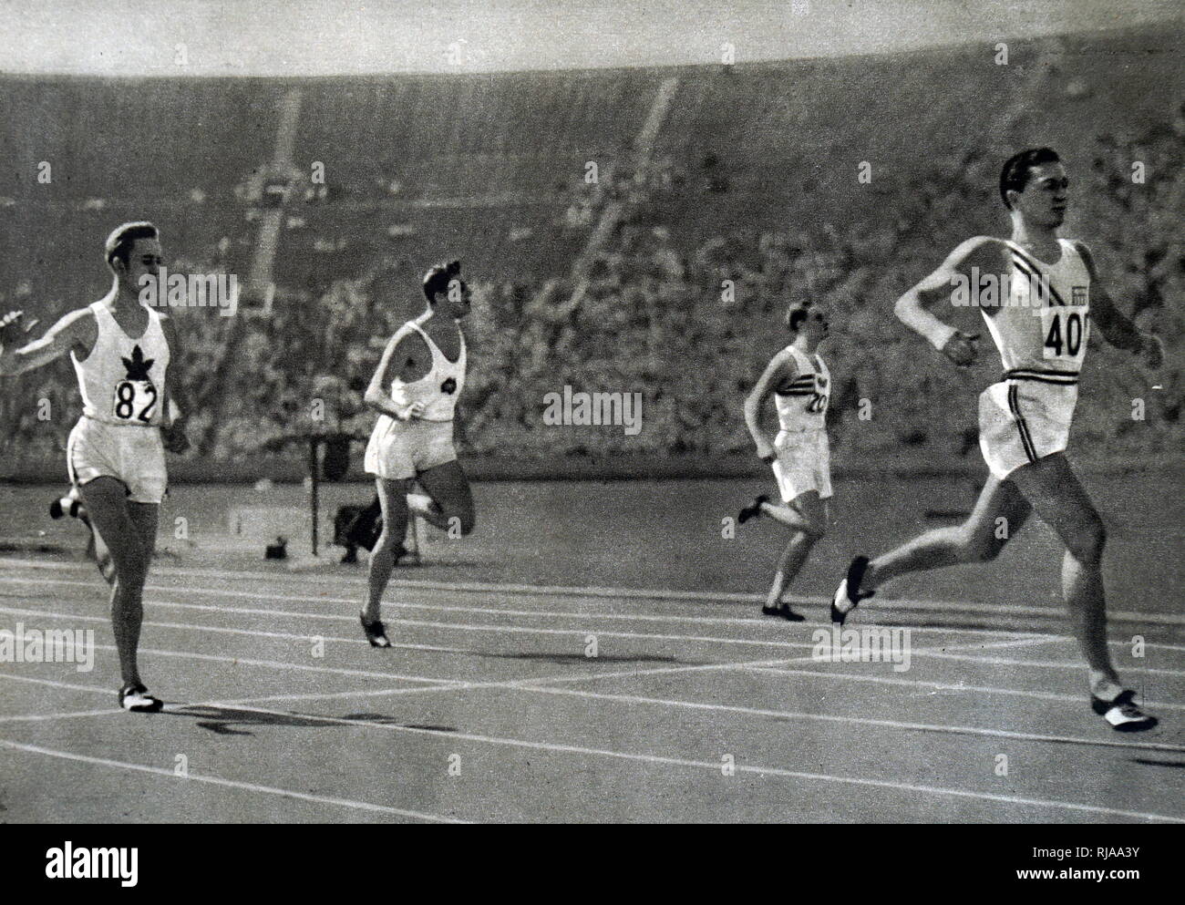Fotografía de Bill Carr (1906-1966) fue un favorito de los 400 m de oro en los Juegos Olímpicos de Verano de 1932. Carr tuvo la victoria por 46.2 segundos hablando de oro y estableciendo un nuevo récord mundial. Fecha Siglo XX Foto de stock