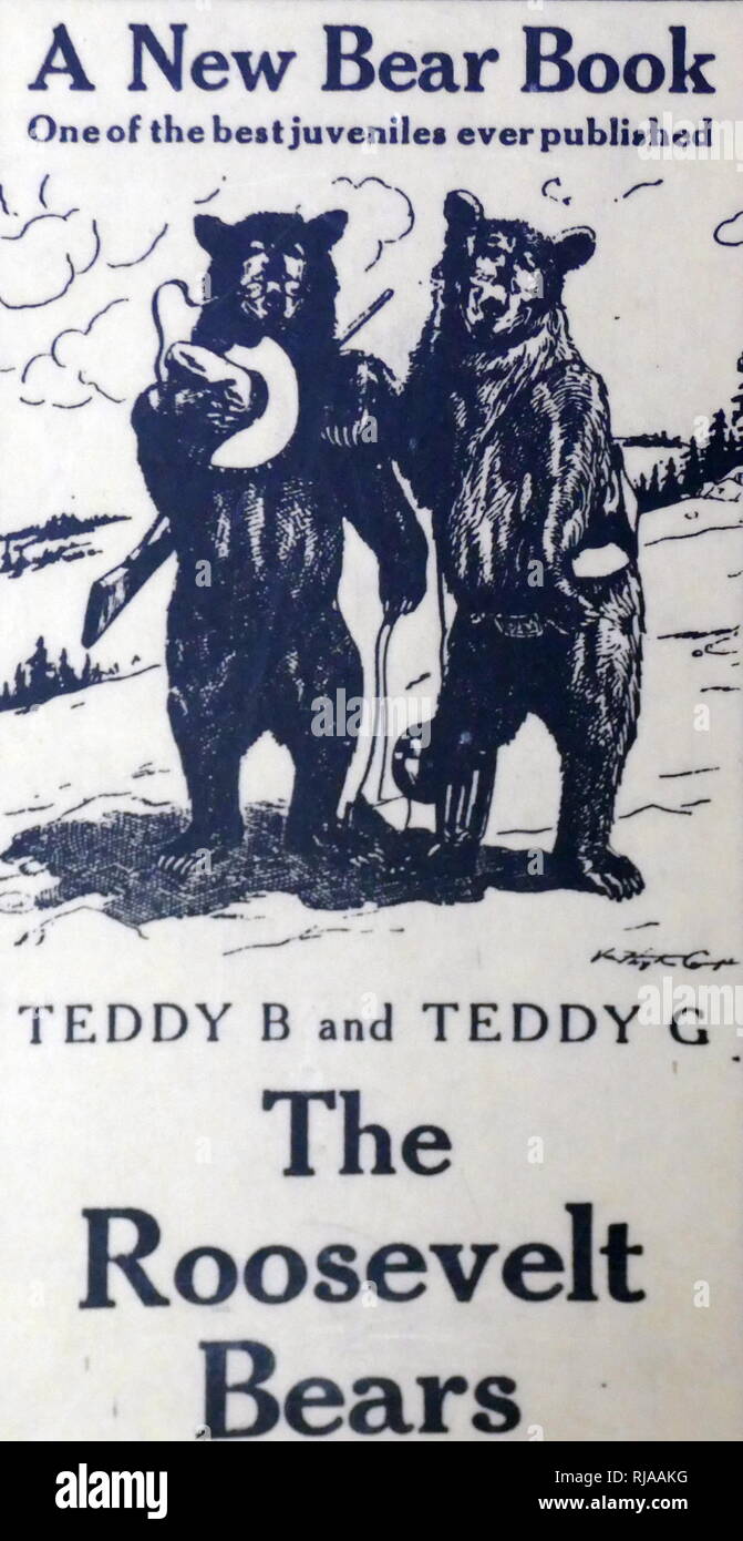 Un oso de peluche es un juguete blando en forma de oso, desarrollado por toymakers en los primeros años del siglo XX, y nombrado después de que el presidente Theodore "Teddy" Roosevelt, el oso de peluche se convirtió en un ícono de juguetes infantiles. El nombre Teddy Bear procede del ex Presidente de los Estados Unidos Theodore Roosevelt, quien era conocido como "Teddy". El nombre se originó a partir de un incidente en un viaje de la caza de osos en Mississippi en noviembre de 1902, a la que Roosevelt fue invitado. Roosevelt asistentes, atado un oso negro americano a un sauce y Roosevelt invitó a disparar. Él se negó, se convirtió en el tema de un po Foto de stock