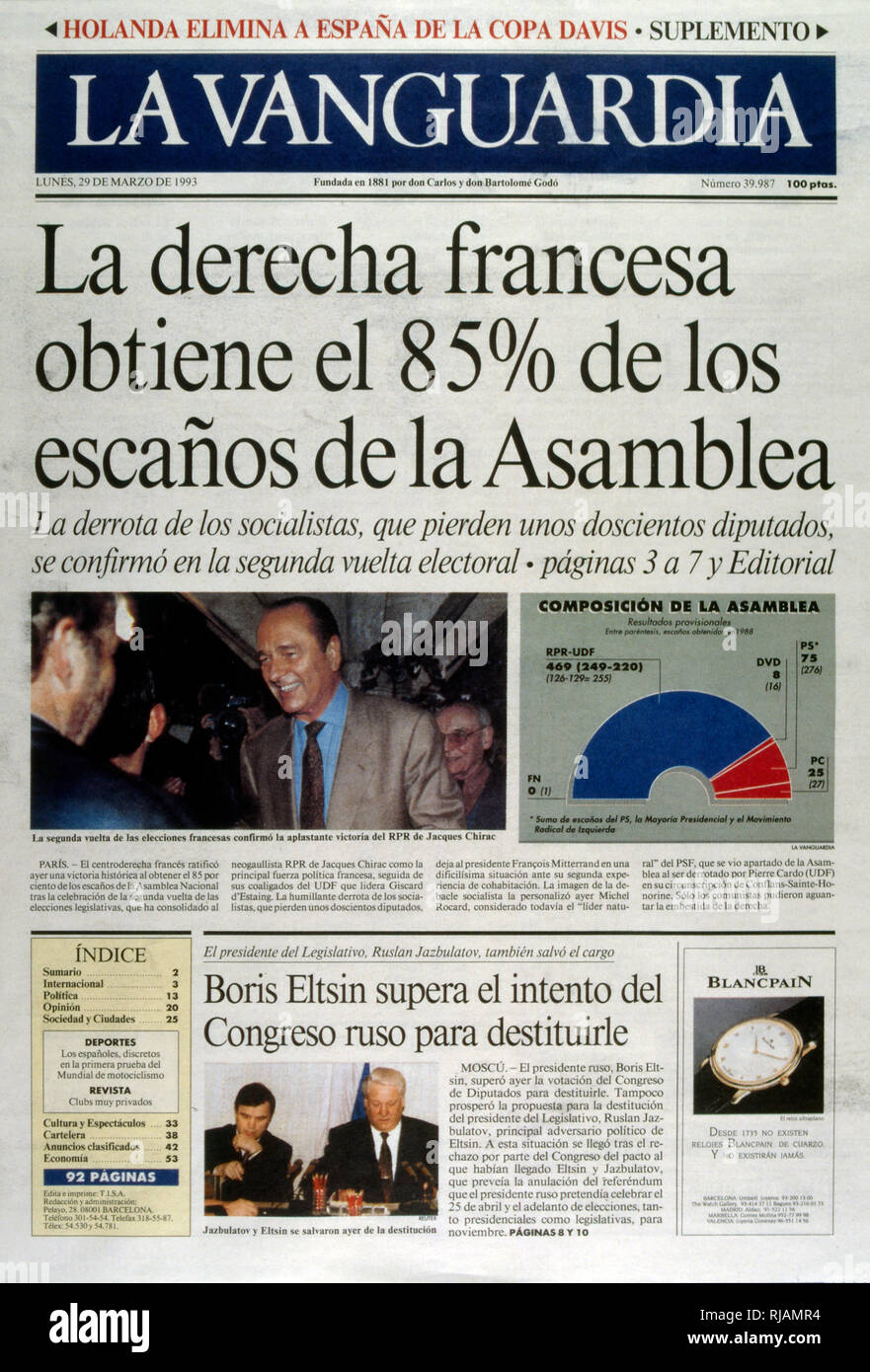 Publicación española 'La Vanguardia' publica los resultados de la segunda vuelta de las elecciones legislativas francesas en marzo de 1993 para elegir a la décima Asamblea Nacional de la Quinta República. La elección fue una aplastante victoria para el RPR-UDF alliance, mientras el PS y sus aliados de izquierda recibieron su peor resultado desde 1960 Foto de stock