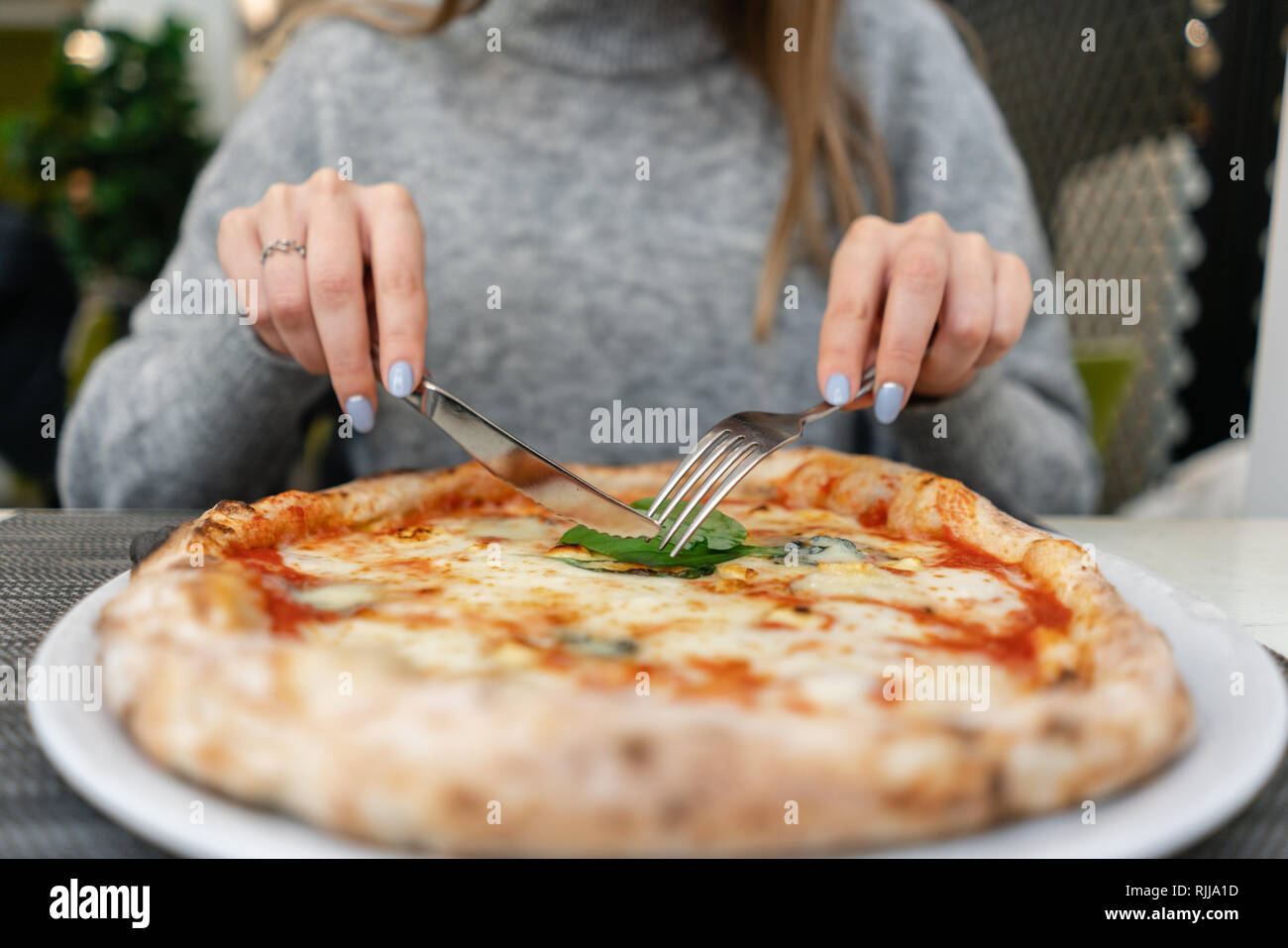 Estufa De Leã±a Italiana Fotos e Imágenes de stock - Alamy