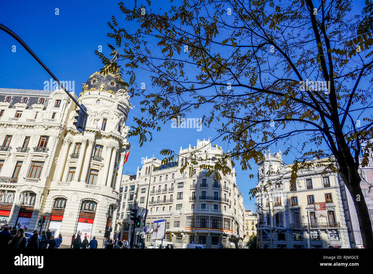 Edificio Metrópolis Calle Alcalá 42 Madrid España Fotografía De Stock Alamy