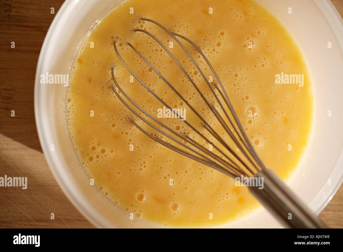 Huevos batidos fotografías e imágenes de alta resolución - Alamy