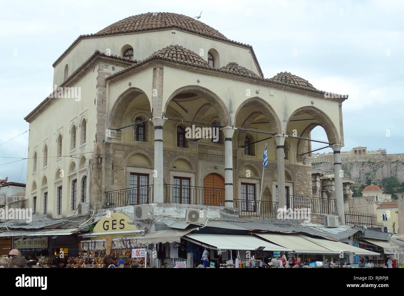 & 10;Mezquita Tzistarakis es una mezquita otomana, construido en 1759