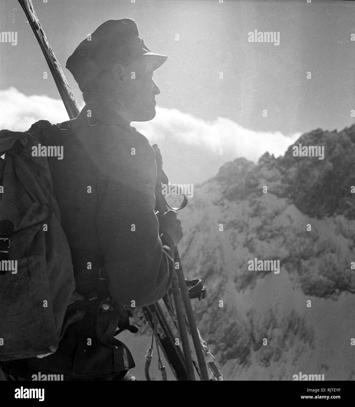 2 weltkrieg luftwaffe uniform fotografías e imágenes de alta resolución Alamy