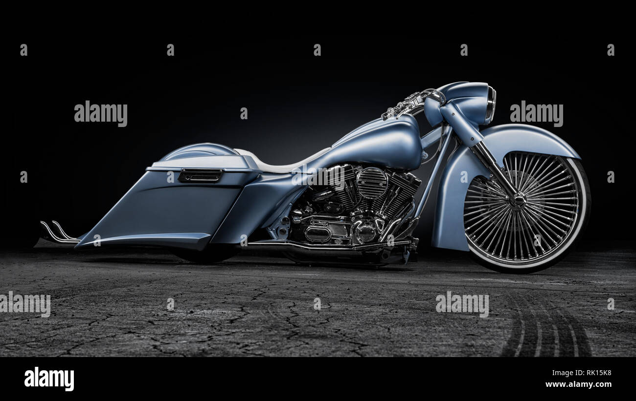 Big Wheel Bagger Harley Davidson Fotografía de stock - Alamy